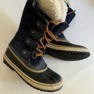 Sorel boots used one time size 7